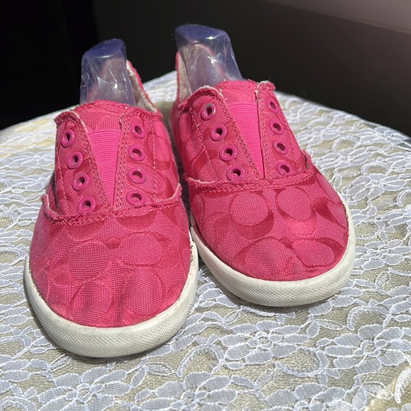 Coach - Katie Slip On Shoes Coach Signature Print Size 8 - Picture 2 of 8